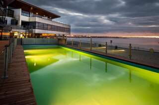Отель Pirita Beach Apartments & SPA Таллин Семейный номер с видом на море-2